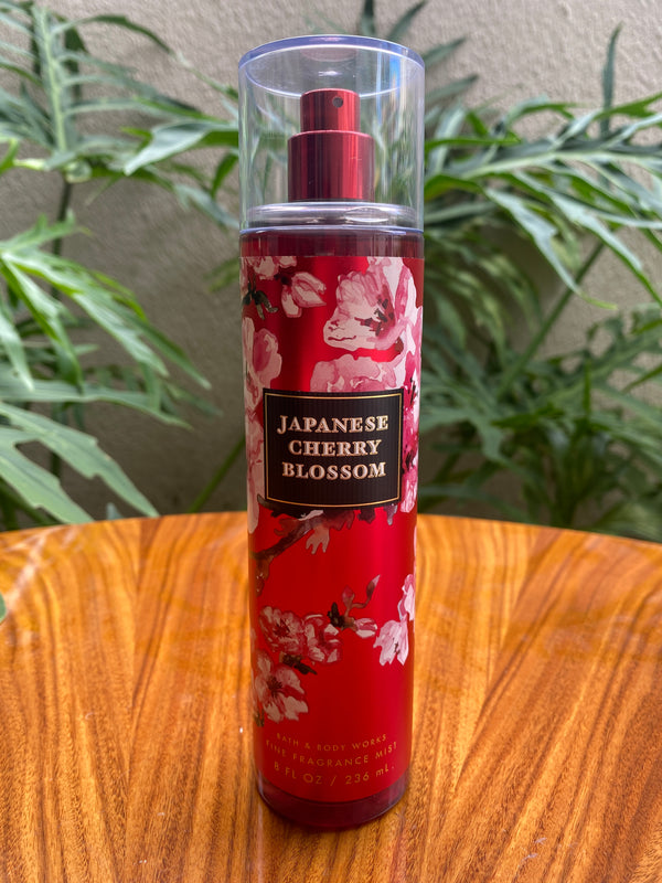 Body Splash Japanese Cherry Blossom, Bath & Body Works, 236 ml